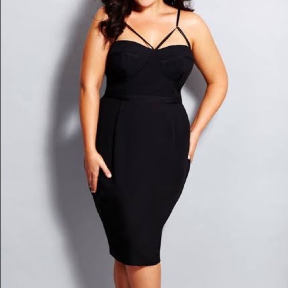 CITY CHIC | Beautiful Black Sexy city chic dress M - Picture 1 of 10